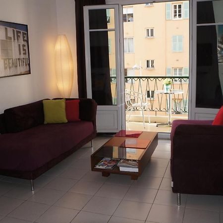 Appartement T3 Climatisé entre mer et centre Nizza Esterno foto