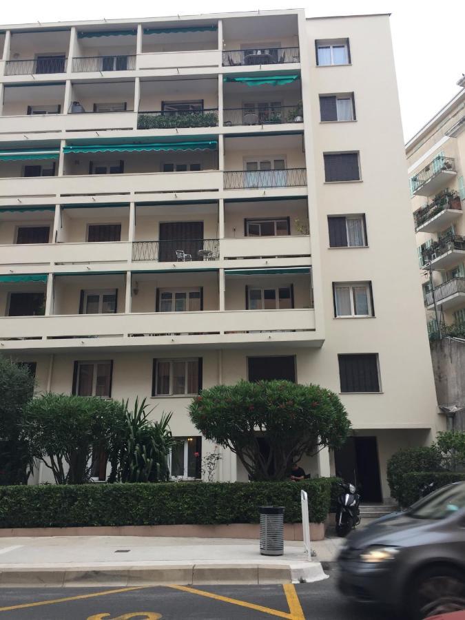 Appartement T3 Climatisé entre mer et centre Nizza Esterno foto
